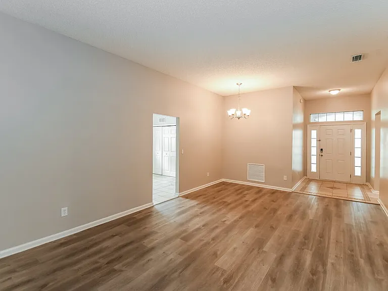 2621 Fernleaf Dr — Photo 8