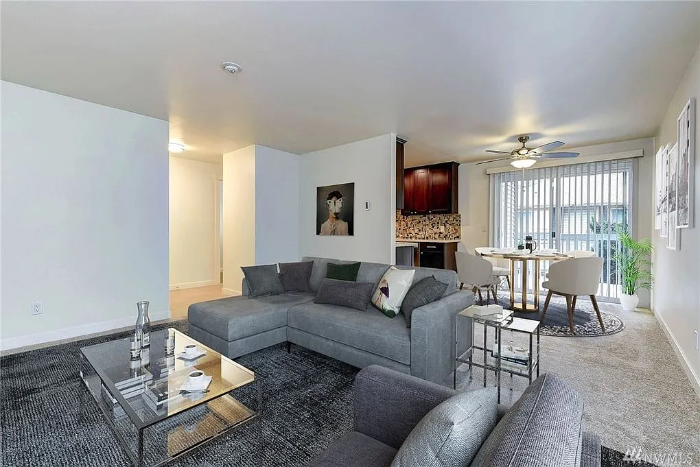 2 bed, 870 sqft, $2,200 — Photo 1