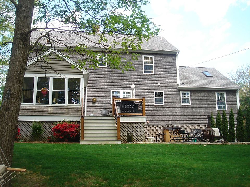 2nd image of 28 Reservoir Rd