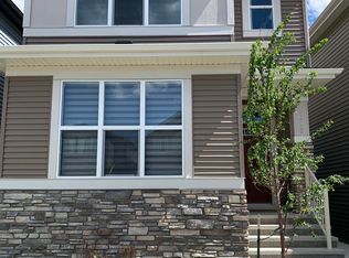 2015 160th St SW, Edmonton, AB T6W4E7