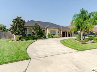 203 Ridge Vw, Victoria, TX 77904