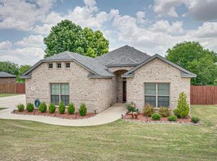606 Chisholm Trl, Waxahachie, TX 75165