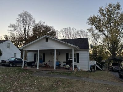 58 Cherward St, Collinsville, VA, 24078