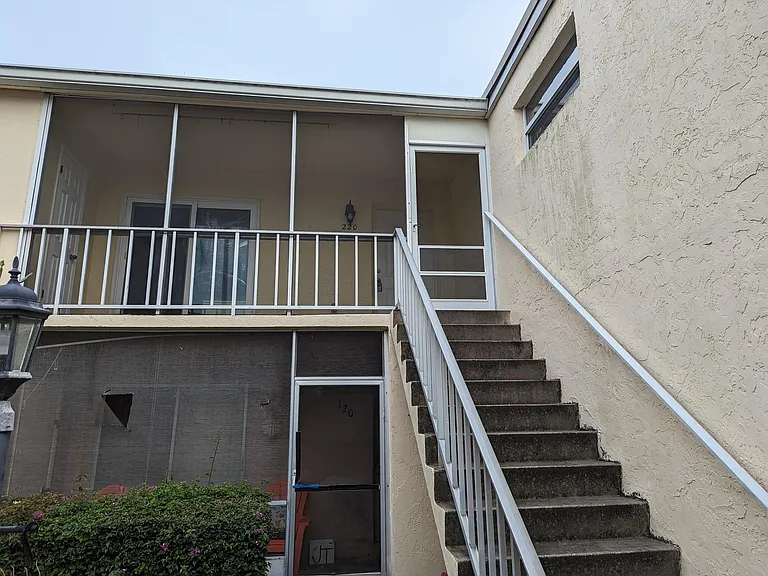 3135 Shady Dell Ln #220-S3135-220 — Photo 6