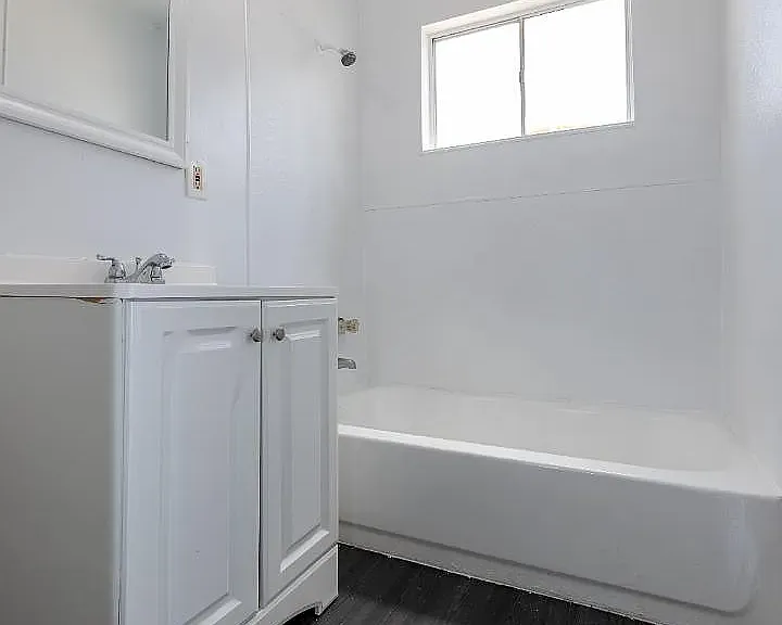 2616 Sherwood St #17 — Photo 3