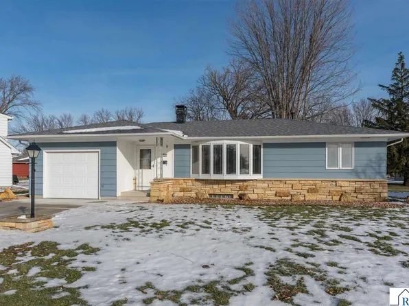 229 Pfau St, Mankato, MN 56001