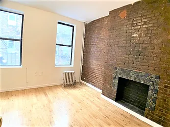 Rented by Best Apartments North Inc