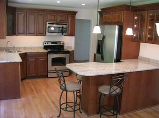 15 Verona Pl, Watchung, NJ 07069