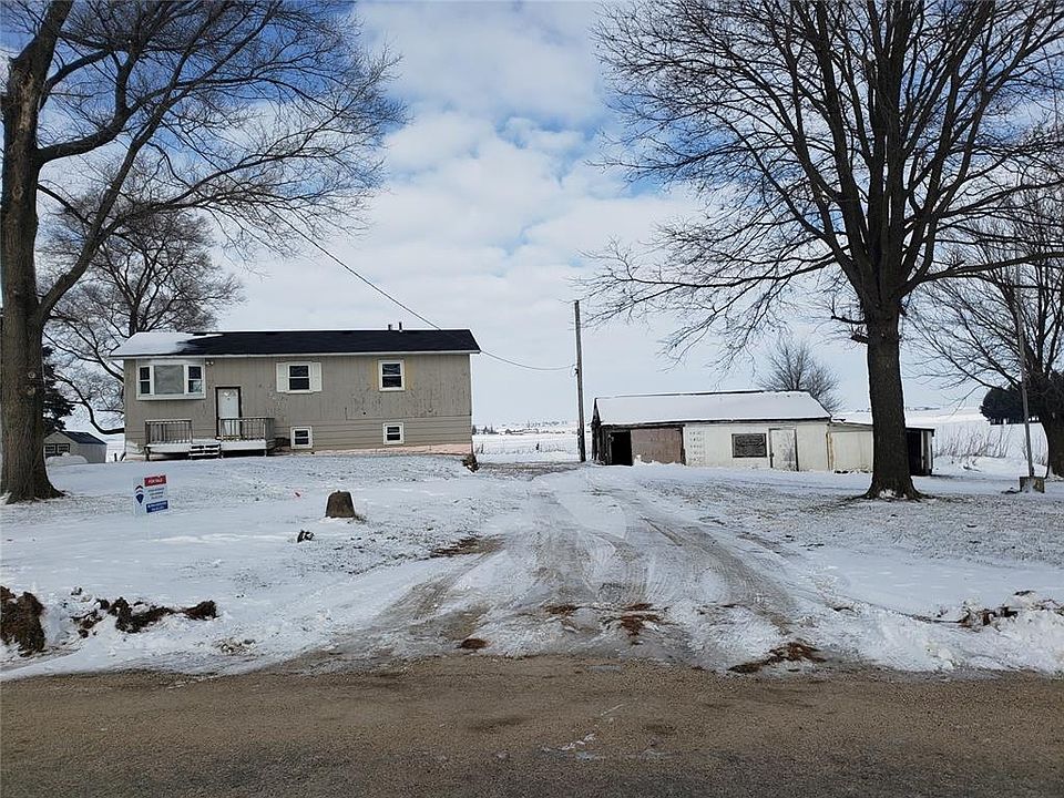 2nd image of 310 E Main St