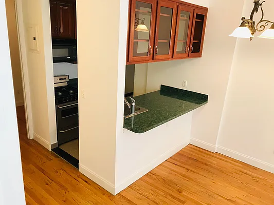 Rented by Roberto Guilbet, LREB | media 24