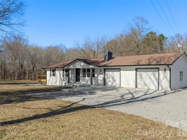 3991 Cimmeron Rd, Lancaster, SC 29720
