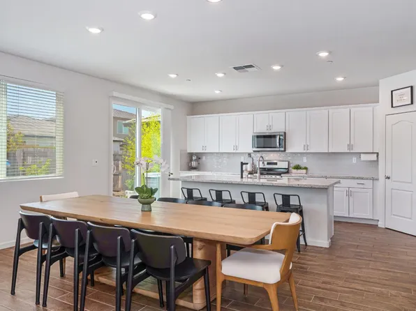 2009 Skipping Stone Way, Roseville, CA 95747