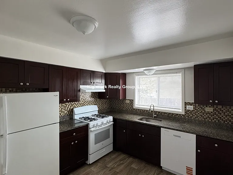 1306 Carol St #2BM — Photo 4