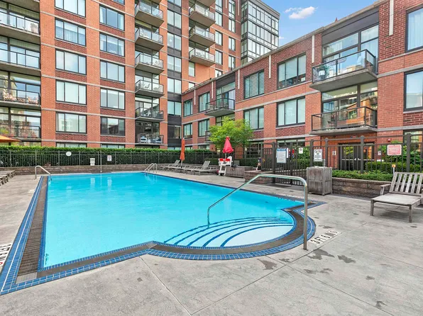 1100 Maxwell Lane image 12 of 17