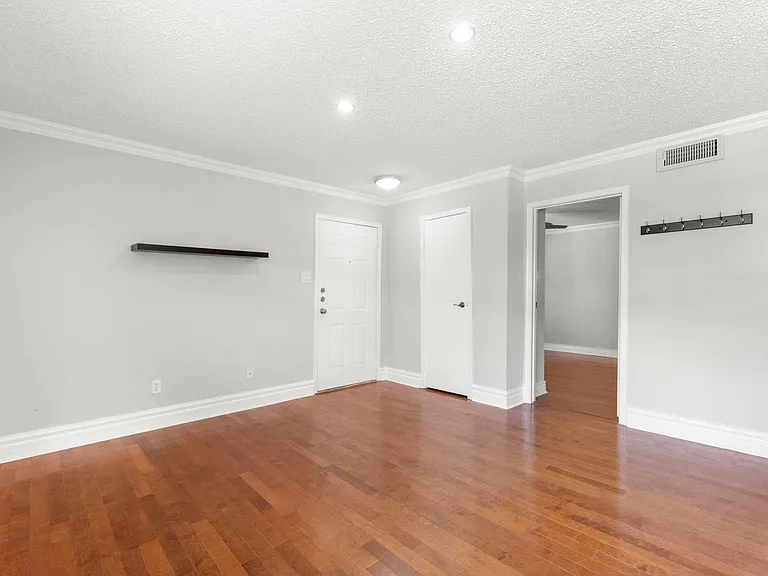 2750 Holly Hall St #901 — Photo 7