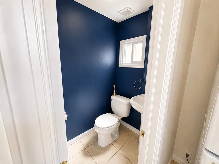 38 W Rambo St — Photo 8