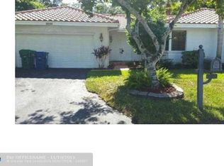 4913 NW 64th Ter, Coral Springs, FL 33067