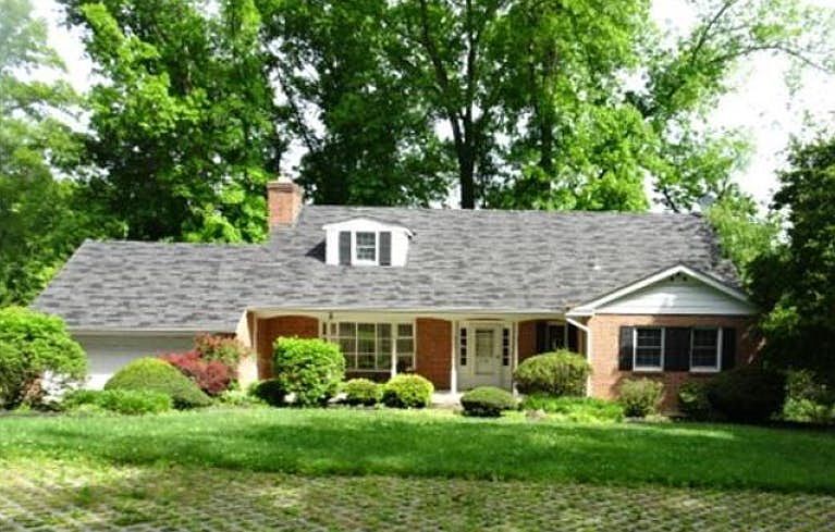 1st image of 1316 Lindsay Ln