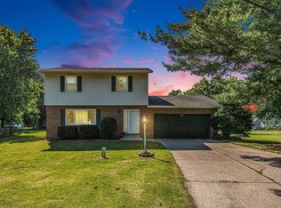 52211 Country Acres Ct, Elkhart, IN 46514