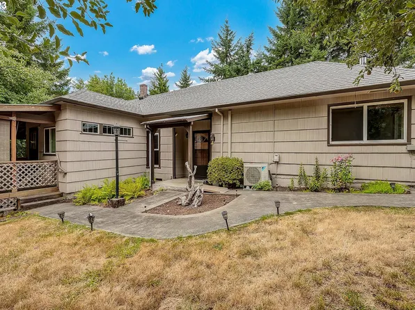 58465 Childs Rd, Saint Helens, OR 97051