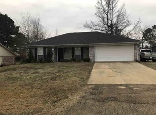 185 Lasalle Dr, Kilgore, TX 75662