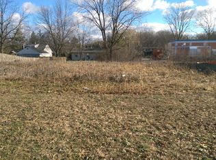 5370 S 44th St, Milwaukee, WI 53220
