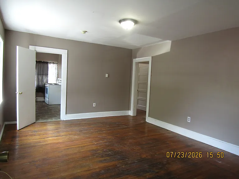 1204 Bland St #1 — Photo 2