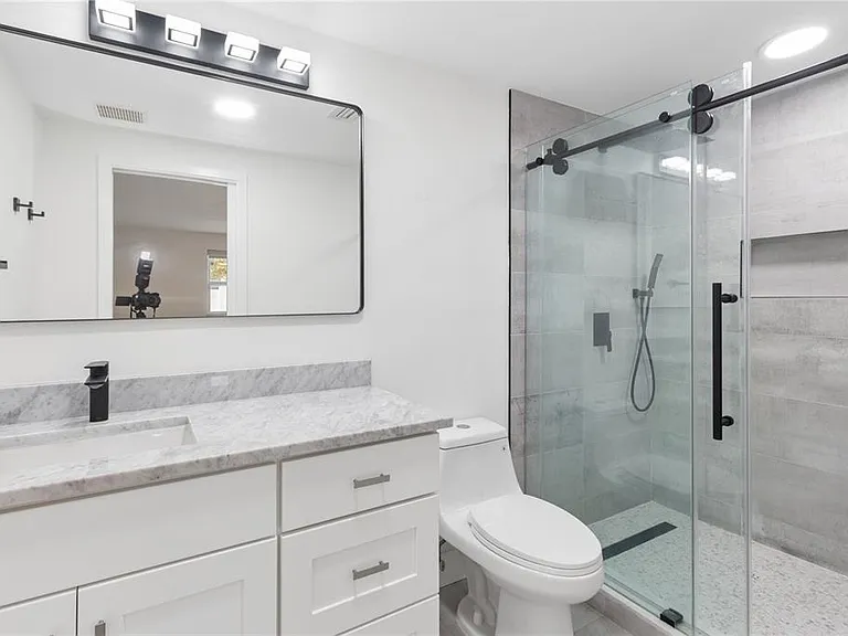 5400 Denver St NE — Photo 37