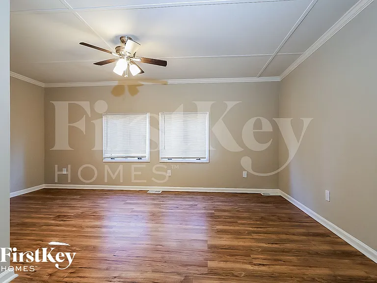 600 Inglenook Dr — Photo 6