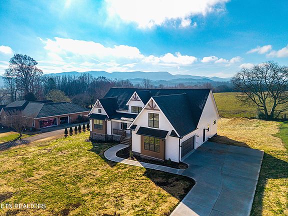 4th image of 2574 Creekstone Cir