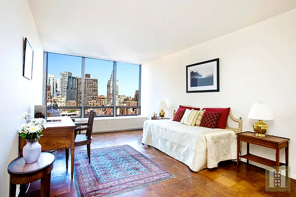 Sold by Halstead Real Estate | media 9