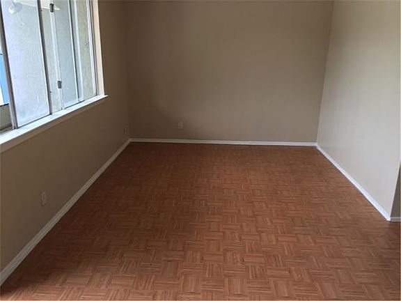 4th image of 8903 Parkfield Dr APT 203