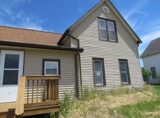 175 N Elm St, Baylis, IL 62314