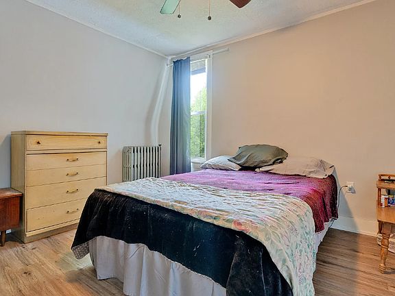 5th image of 46 Pleasant St #2