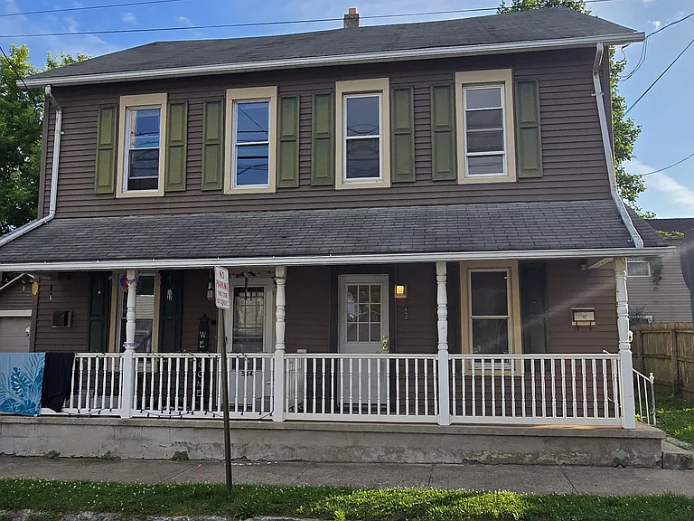 542 Iron St — Photo 34