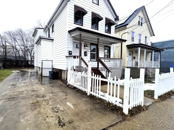 1648 Essex St, Rahway, NJ 07065