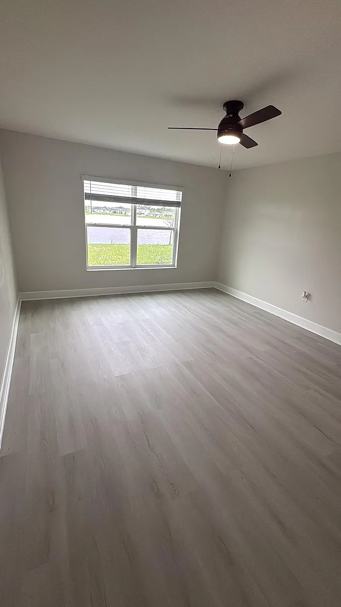 Master Bedroom - 1351 Pompay Dr