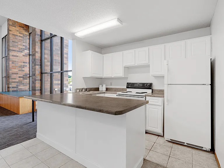 The Landing Apartments — Photo 20