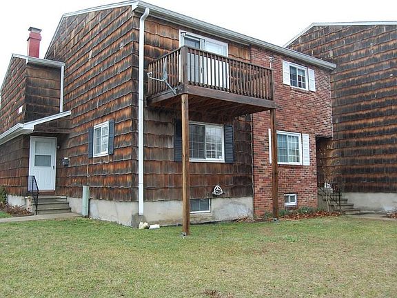 Three Level Townhouse