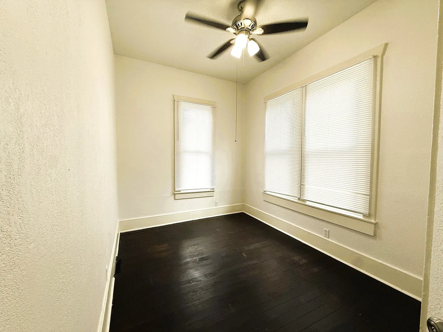 1 bed, 700 sqft, $695 — Photo 4