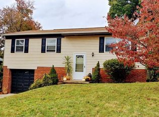 437 Alpine Village Dr, Monroeville, PA 15146