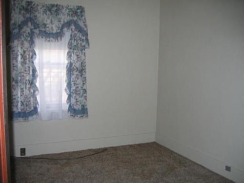 5th image of 208 S Lake Dr