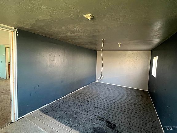 5th image of 717 N 3rd St