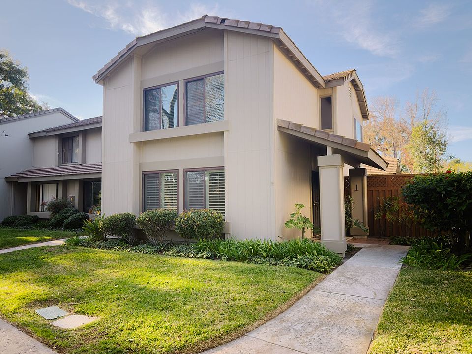 1st image of 9865 Park Crest Ln