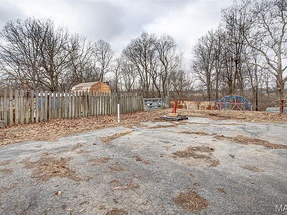 5th image of 1943 Baldwin Rd