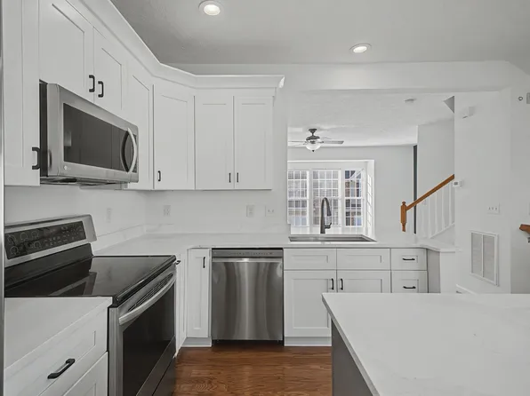 7277 Charlotte Pike Unit 213, Nashville, TN 37209