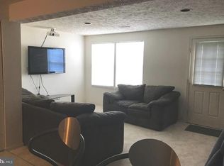 13331 Burkitts Rd, Fairfax, VA 22033