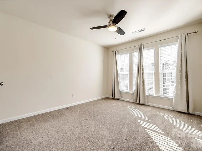 524 Hunters Dance Rd — Photo 15