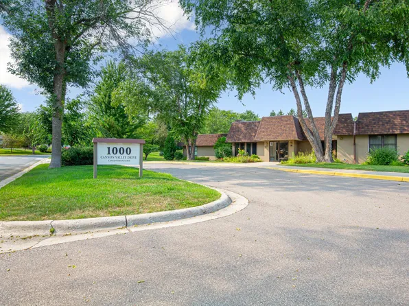 1000 Cannon Valley Dr E Unit 124, Northfield, MN 55057