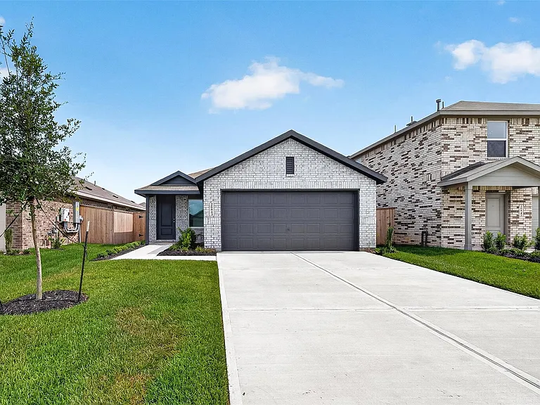 26843 Cascade Sunrise St — Photo 2